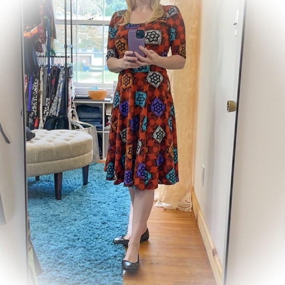 💕New with Tag Lularoe Nicole Dress💕 - Picture 13 of 14